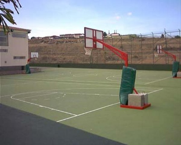 Canchas deportivas con pavimento flexible de aglomerado asfáltico